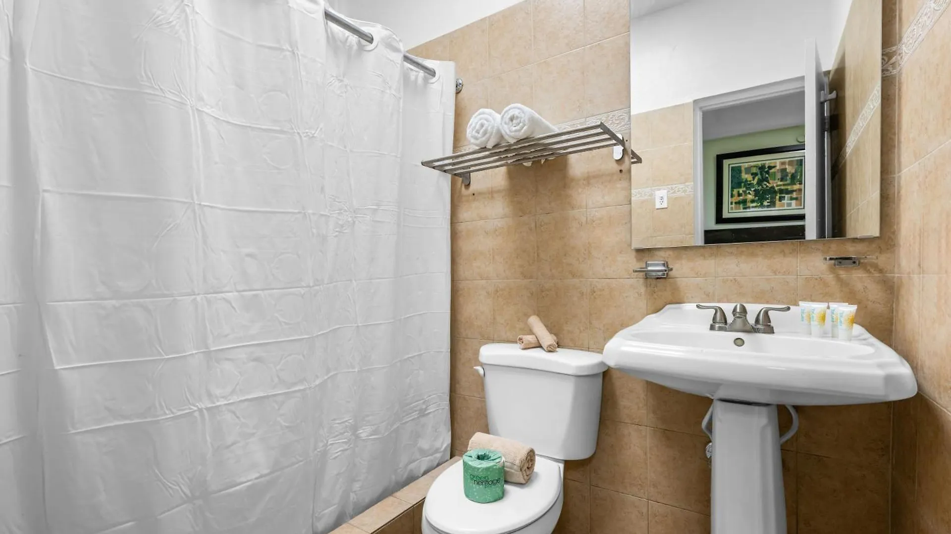 Borinquen Beach Inn San Juan 2*,