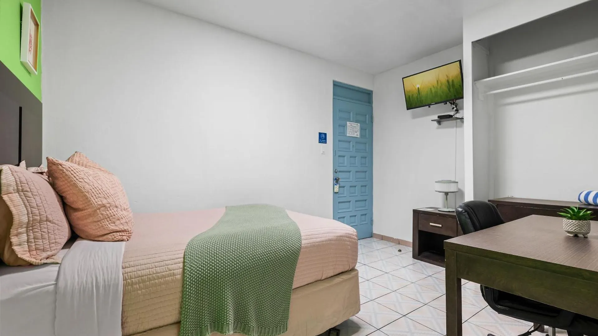 Borinquen Beach Inn San Juan Puerto Rico