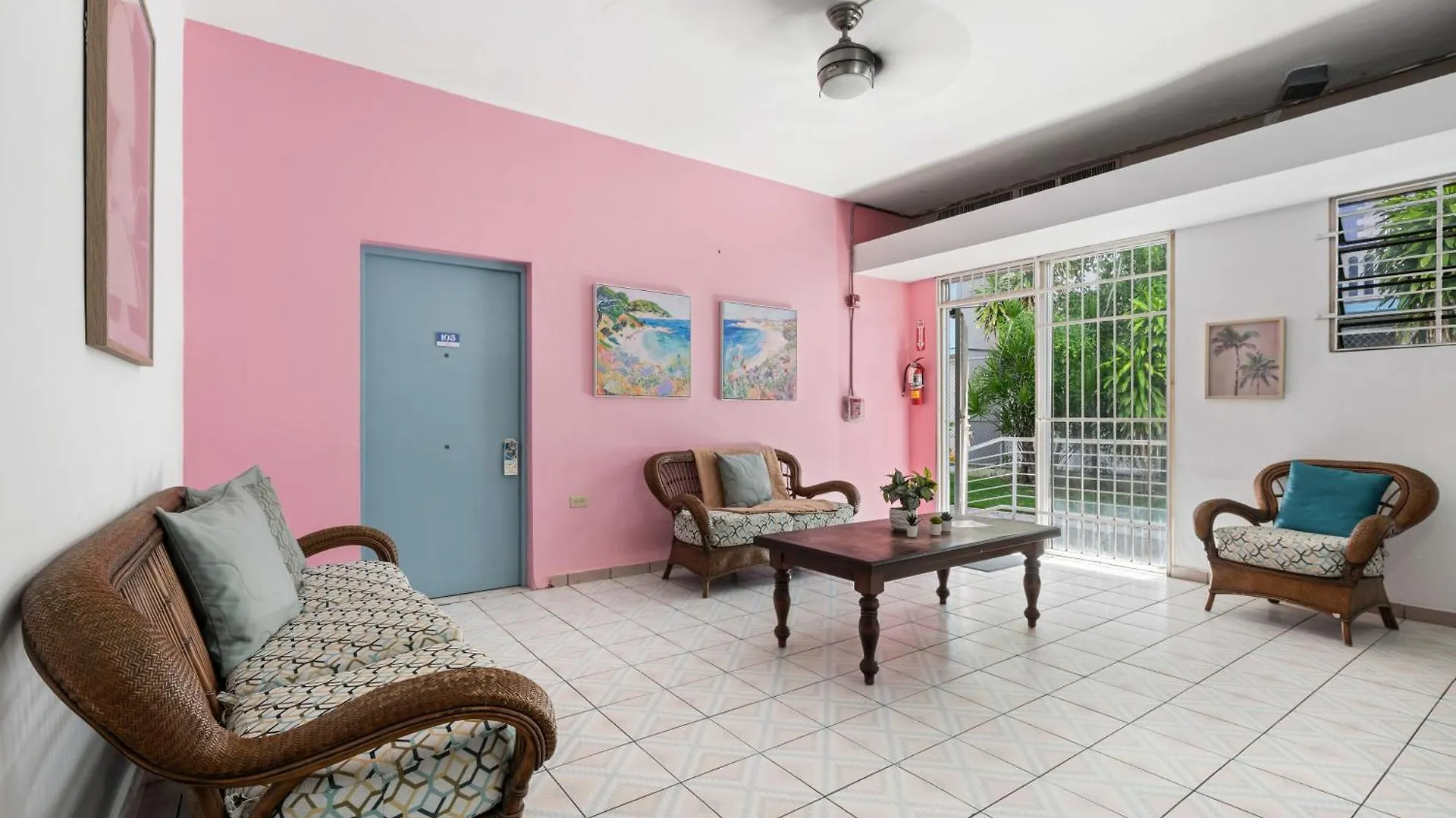 Borinquen Beach Inn San Juan