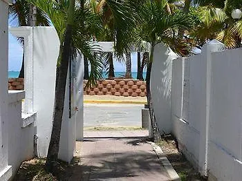 Borinquen Beach Inn San Juan